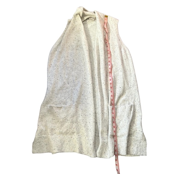Loft Speckled Long Cozy Vest - Picture 4 of 8